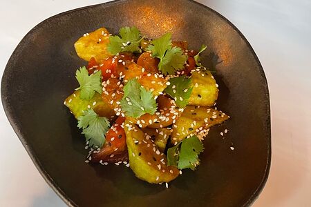 Салат с хрустящими баклажанами