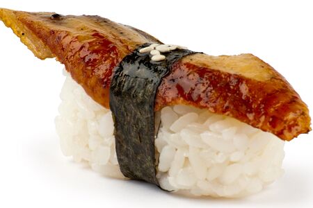 Суши с угрем