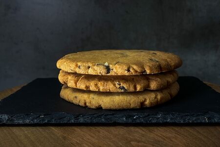 Печенье с шоколадной крошкой