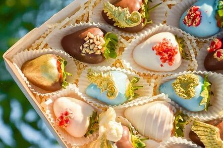 Набор клубники в шоколаде 16шт №1