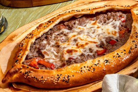 Хачапури с телятиной и хмели-сунели