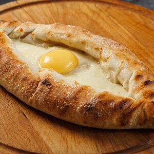 Хачапури по-аджарски