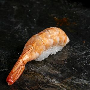 Суши с креветкой