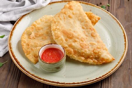 Чебуреки с бараниной