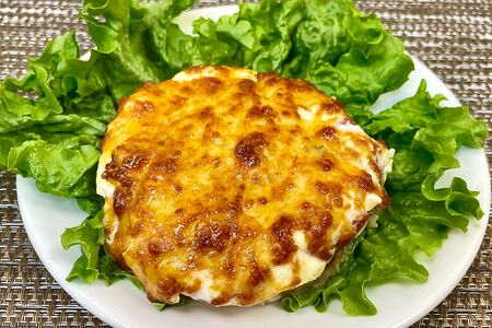 Котлета Сытная, запеченная с овощами