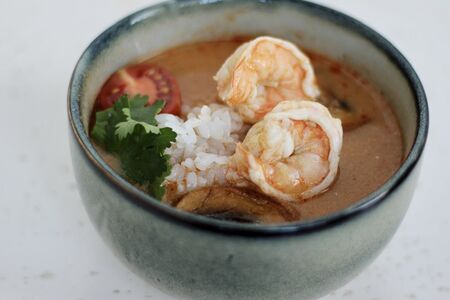 Суп Том ям с креветками