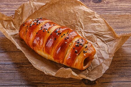 Сосиска в тесте печёная