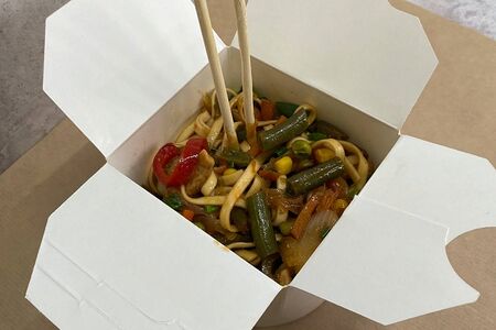 Wok Цыплёнок с грибами