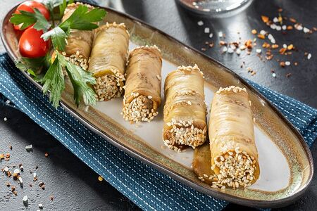 Баклажаны с ореховой начинкой