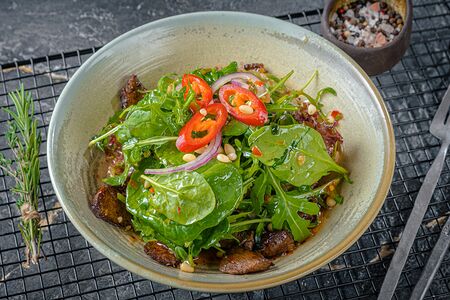 Салат с говядиной