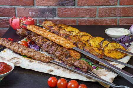 Ассорти шашлыков на 3-4 персоны