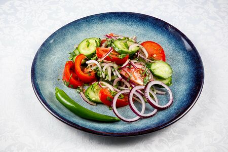 Салат овощной по-грузински