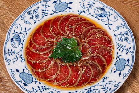 Татаки телятина