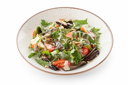 Салат из печёных баклажнов с соусом гамадари