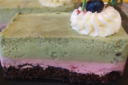 Малина-фисташка