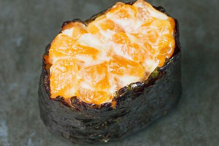 Гункан лосось