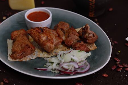 Шашлык из cвинoй шейки