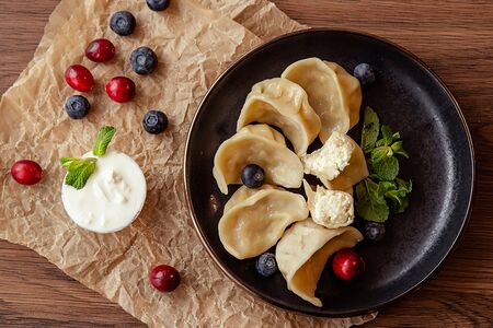 Вареники с творогом сладкие