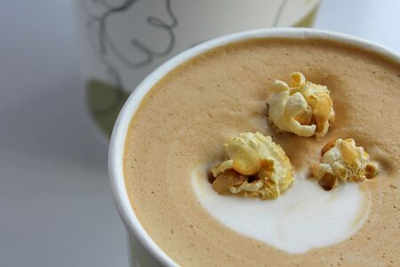 Капучино Попкорн