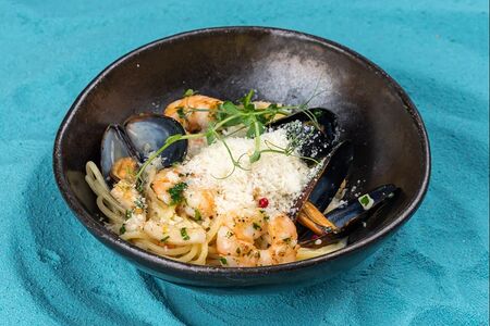 Спагетти с морепродуктами