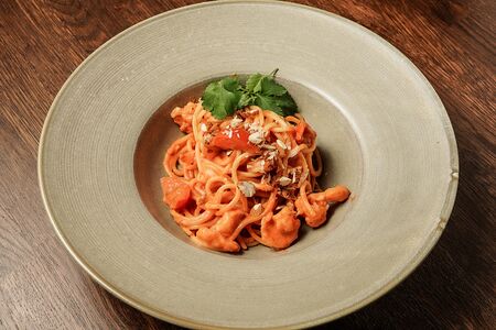 Спагетти с креветками
