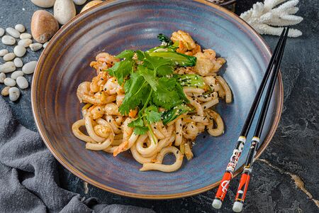 Лапша удон с морепродуктами