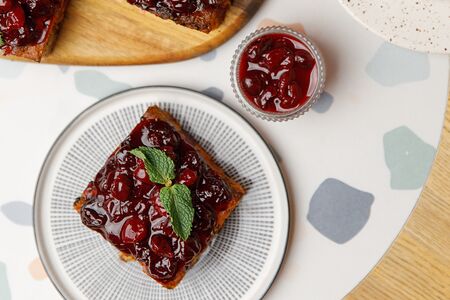 Шарлотка веган