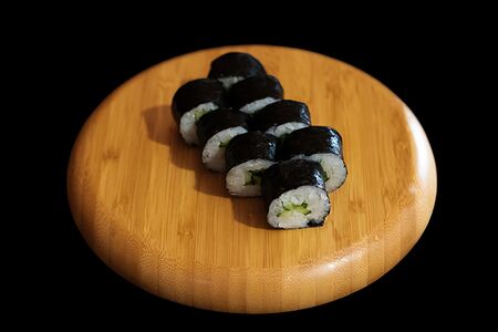 Мини-ролл с огурцом