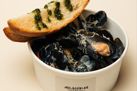 Мидии в сливочно-сырном соусе