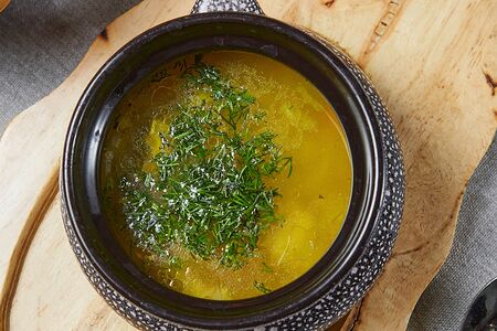 Суп куриный с домашней лапшой