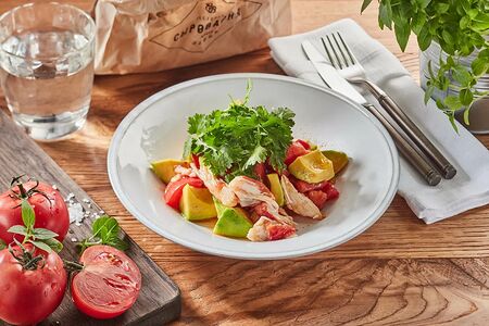 Салат с крабом и авокадо