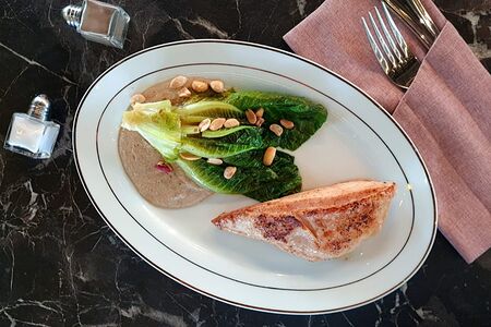 Куриная грудка с жареным романо