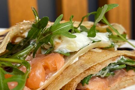 Блин Рыба и сливочный сыр