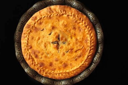 Пирог с курицей и грибами