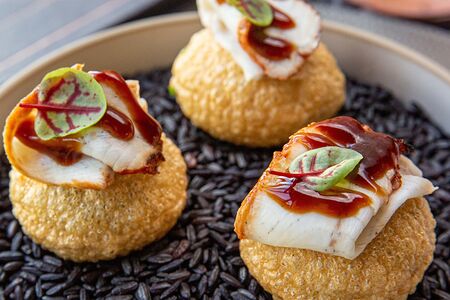 Пани пури с угрём