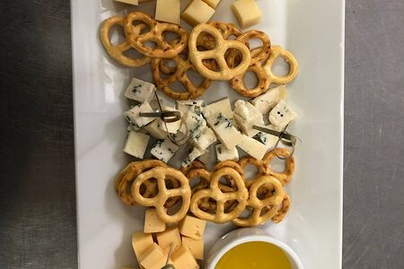 Сырная тарелка