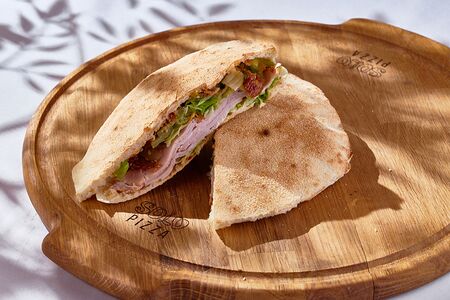 Пита с ветчиной