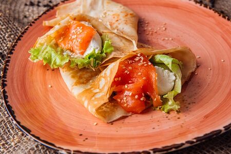 Блинчики сливочный лосось