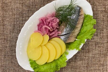 Сельдь с картофелем