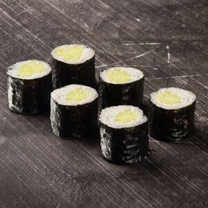 Ролл с огурцом