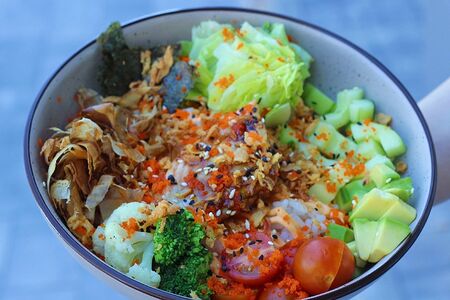 Поке с лососем