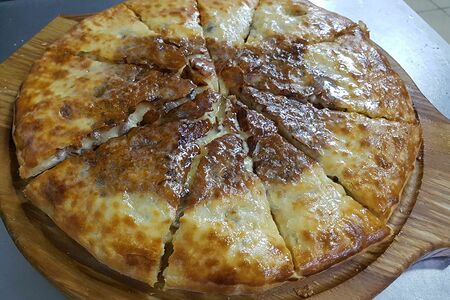 Осетинский пирог с говядиной и грибами