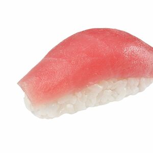 Суши с тунцом