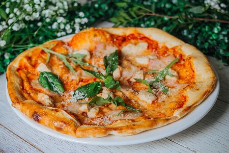 Курица-бекон на томатной основе