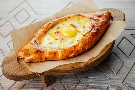 Хачапури по-аджарски