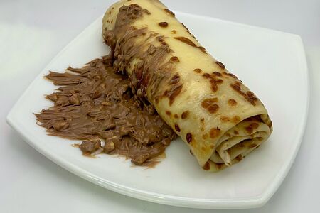 Блинчик с шоколадно-ореховой пастой