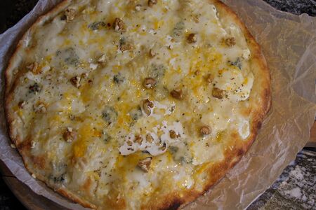 Римская пицца Четыре Сыра