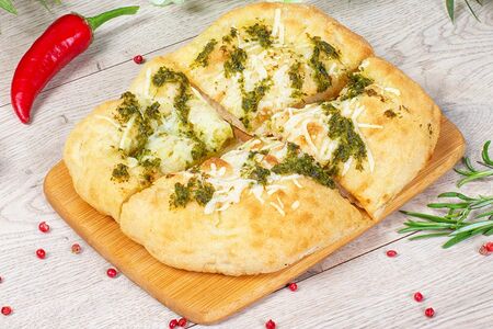 Римская фокачча Песто-пармезан