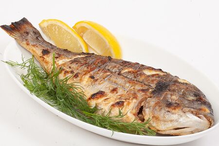 Дорадо на мангале