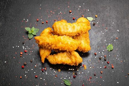 Стрипсы куриные
